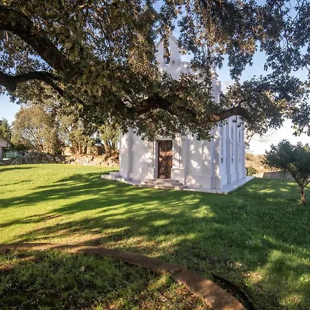 Casa La Encina De Homestay