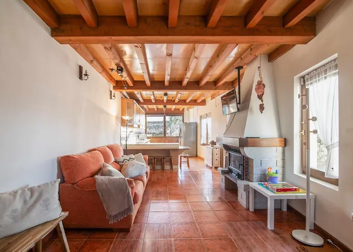 La Encina De - Terraza, Vistas Y Llanes Habitación en casa particular *