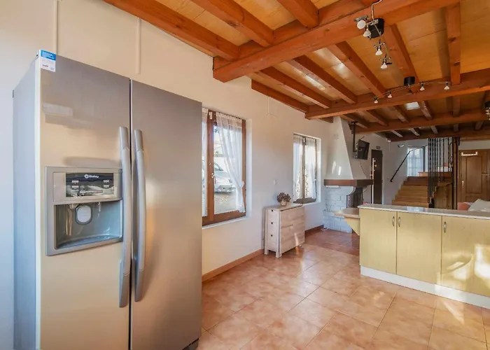 La Encina De - Terraza, Vistas Y Llanes Habitación en casa particular