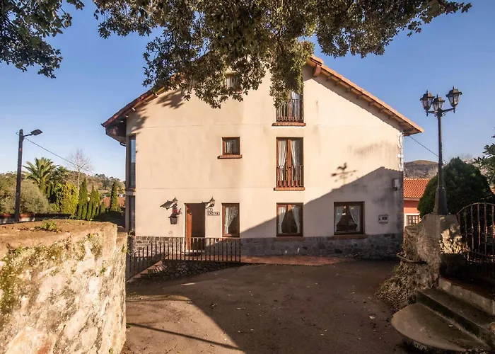 La Encina De - Terraza, Vistas Y Llanes *