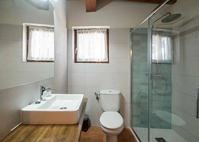 Habitación en casa particular La Encina De - Terraza, Vistas Y Llanes *