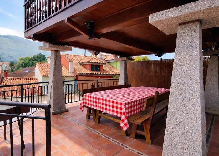 La Encina De - Terraza, Vistas Y Llanes Pancar
